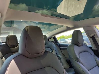 2025 Tesla Model 3 — photo 33 view