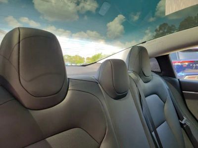 2025 Tesla Model 3 — photo 29 view