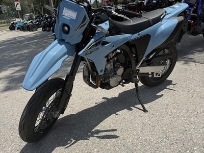 2025 Suzuki DR-Z4SM - Photo 1