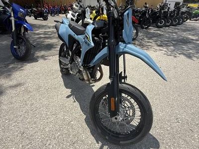 2025 Suzuki DR-Z4SM - Photo 3