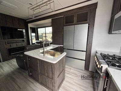 2025 Keystone Fuzion - Photo 13