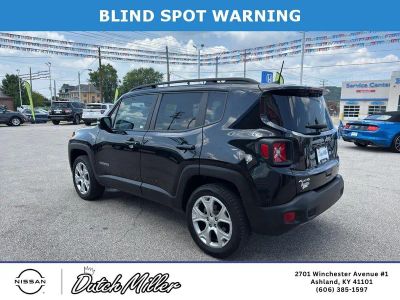 2023 Jeep Renegade — detail view