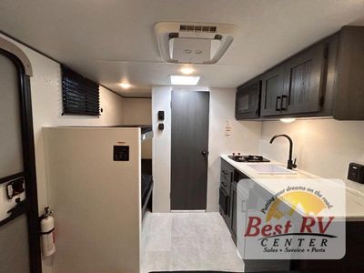 2026 Dutchmen RV Aspen Trail Mini - Photo 10