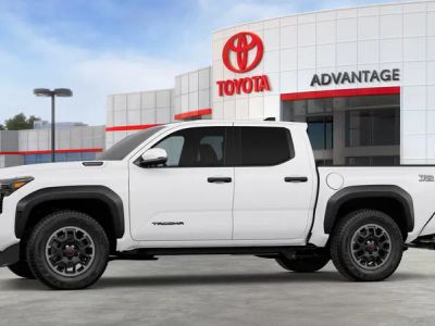 2026 Toyota Tacoma i-FORCE MAX - Photo 5