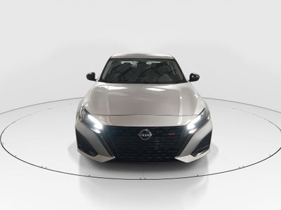 2024 Nissan Altima - Photo 2