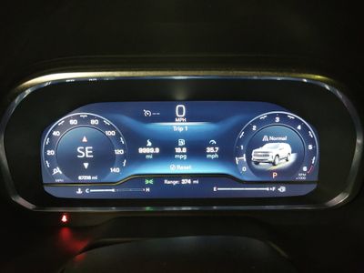 2024 Chevrolet Suburban - Photo 14