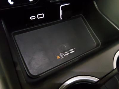 2024 Chevrolet Suburban - Photo 20