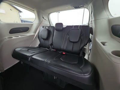 2024 Chrysler Pacifica - Photo 24