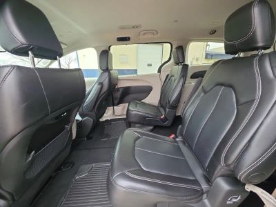 2024 Chrysler Pacifica - Photo 18
