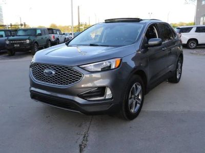 2023 Ford Edge SEL in Gray Metallic — front three-quarter view
