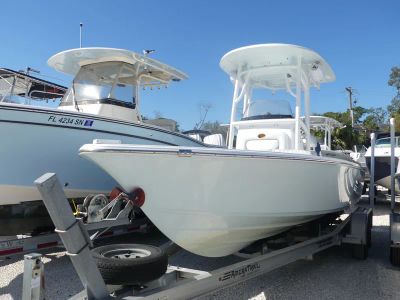 2015 Sportsman Masters 227 — front three-quarter view