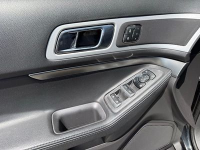 2013 Ford Explorer - Photo 17