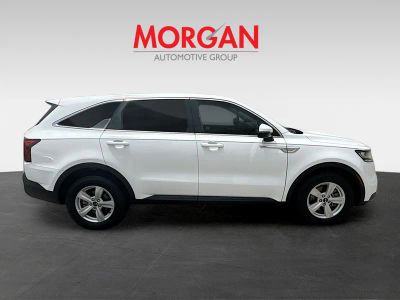 2021 Kia Sorento — photo 8 view