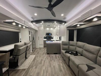 2025 Jayco North Point - Photo 12