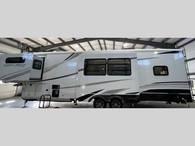 2025 Jayco North Point - Photo 2