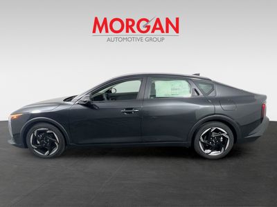 2025 Kia K4 — photo 8 view