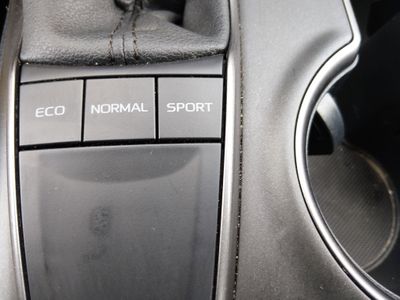 2023 Toyota Camry - Photo 17