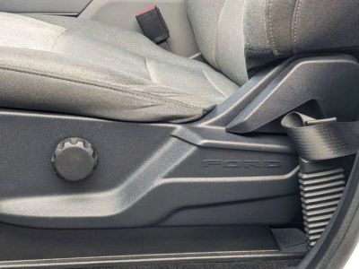 2023 Ford F-150 — photo 18 view