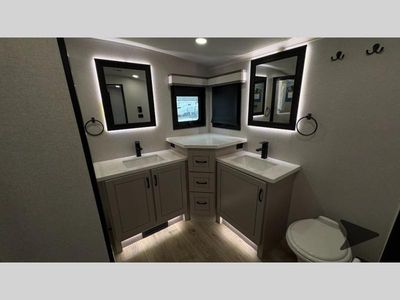 2026 Jayco North Point - Photo 64