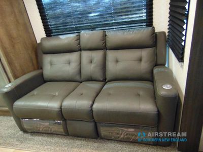 2022 Venture RV Stratus - Photo 22
