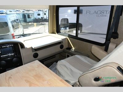 2014 Thor Motor Coach Challenger - Photo 9