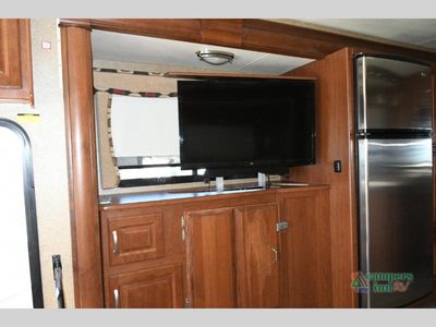2014 Thor Motor Coach Challenger - Photo 13