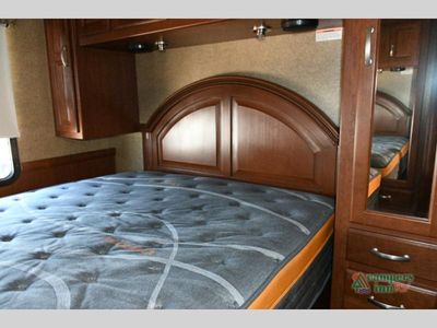 2014 Thor Motor Coach Challenger - Photo 30