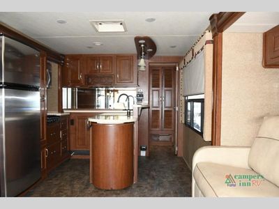 2014 Thor Motor Coach Challenger - Photo 5