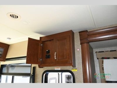 2014 Thor Motor Coach Challenger - Photo 11