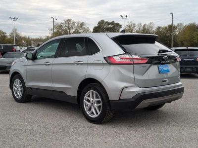 2024 Ford Edge - Photo 2