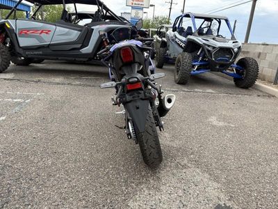 2025 Yamaha YZF-R3 - Photo 6