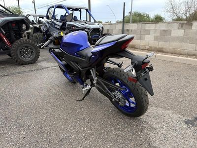 2025 Yamaha YZF-R3 - Photo 4
