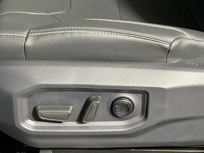 2026 Toyota Tundra 4WD — photo 13 view