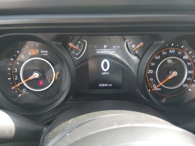 2024 Jeep Wrangler - Photo 14