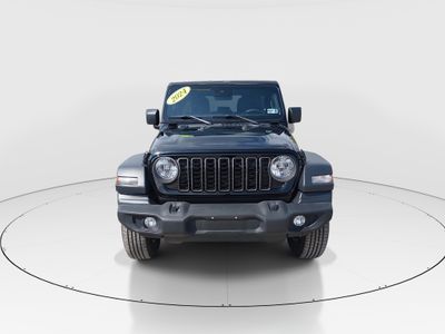 2024 Jeep Wrangler - Photo 2
