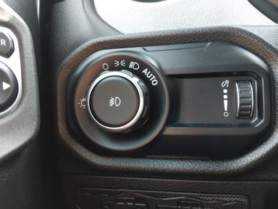2024 Jeep Wrangler - Photo 13