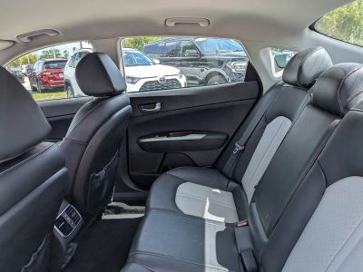 2020 Kia Optima — photo 14 view