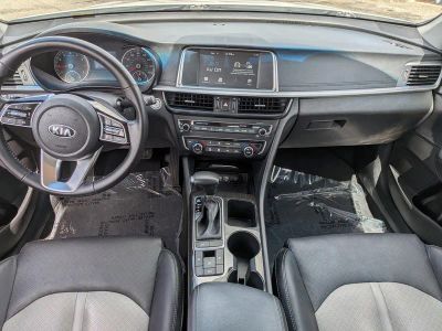 2020 Kia Optima — photo 16 view
