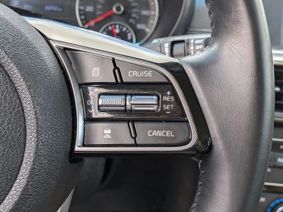 2020 Kia Optima — photo 25 view