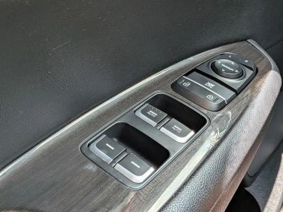 2020 Kia Optima — photo 22 view