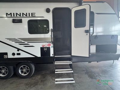 2022 Winnebago Minnie - Photo 6