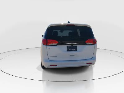 2024 Chrysler Voyager - Photo 6