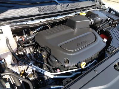 2024 Chrysler Voyager - Photo 9