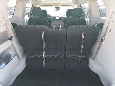 2024 Chrysler Voyager - Photo 11