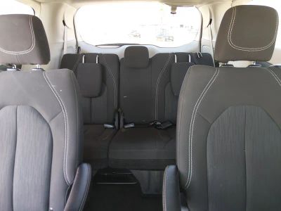 2024 Chrysler Voyager - Photo 17