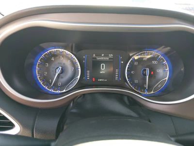 2024 Chrysler Voyager - Photo 14