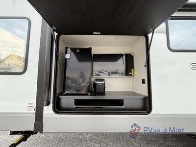 2025 Forest River RV Cherokee Alpha Wolf — photo 10 view