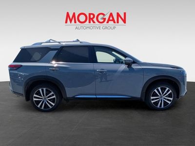 2025 Nissan Pathfinder - Photo 2