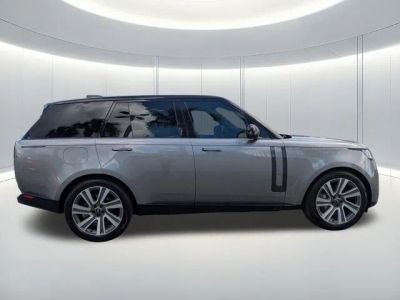 2023 Land Rover Range Rover — photo 32 view