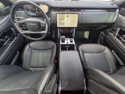 2023 Land Rover Range Rover — photo 14 view